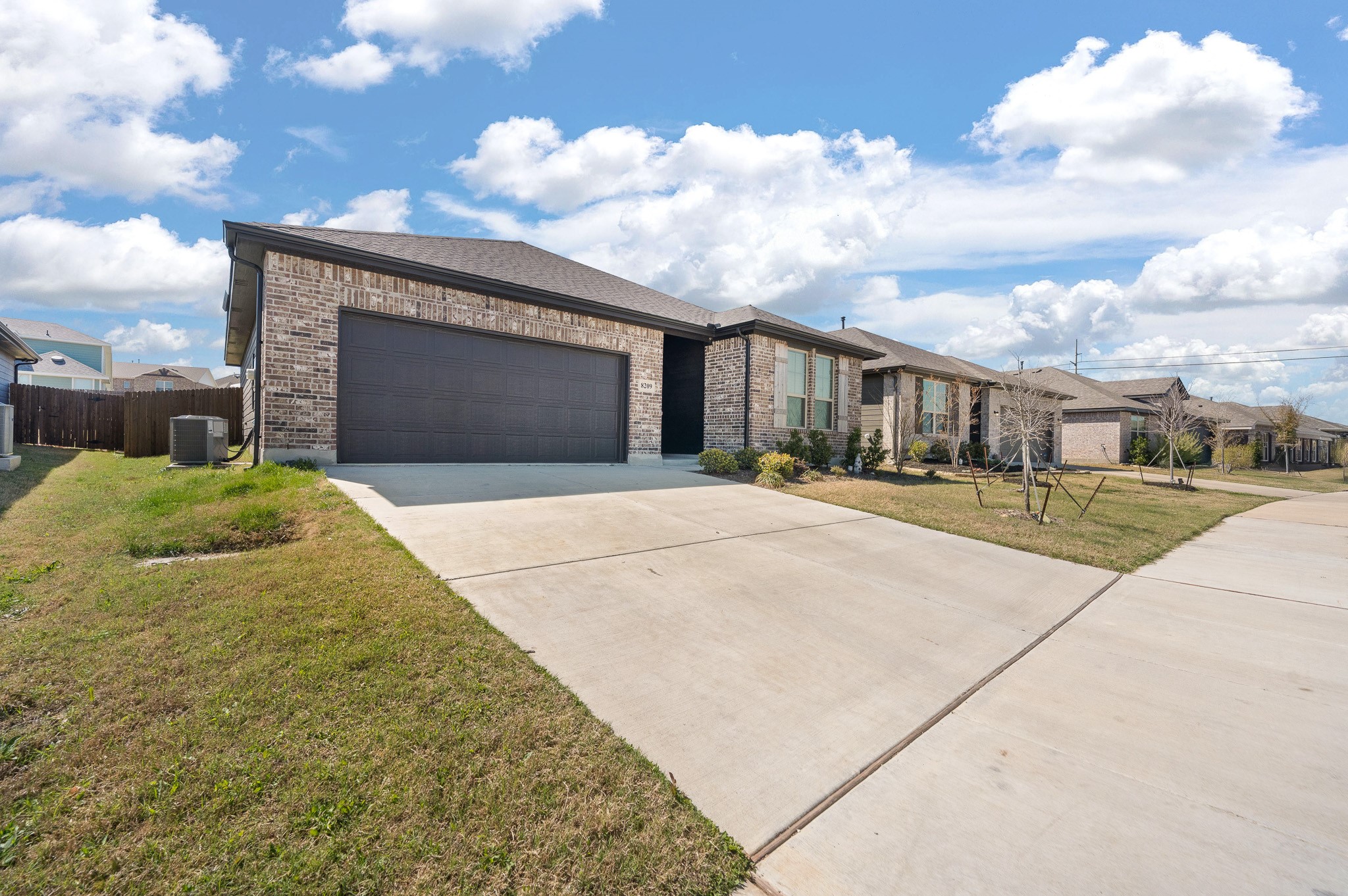 8209 Korat Vista Godley TX 76044