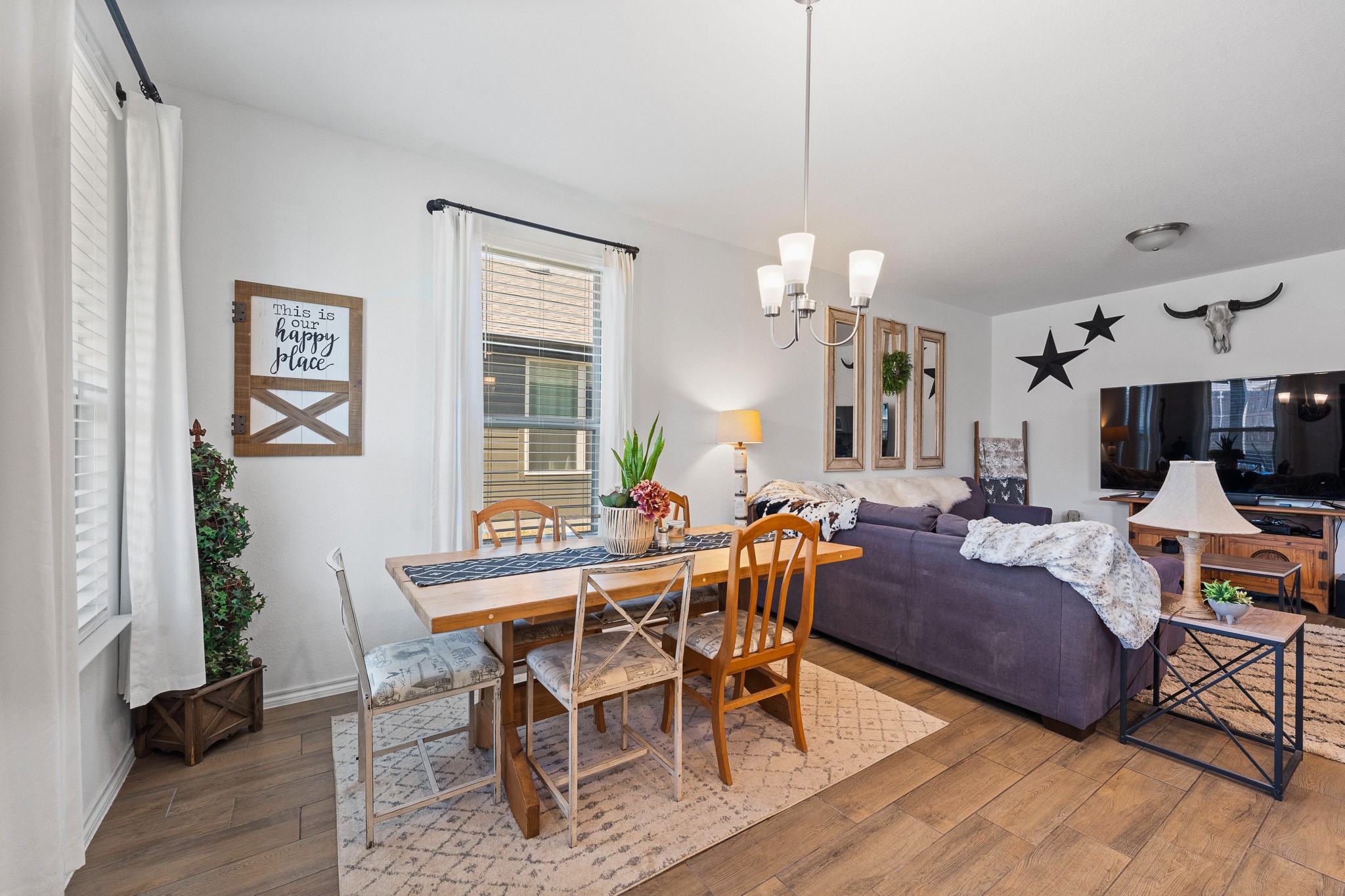 8209 Korat Vista Godley TX 76044