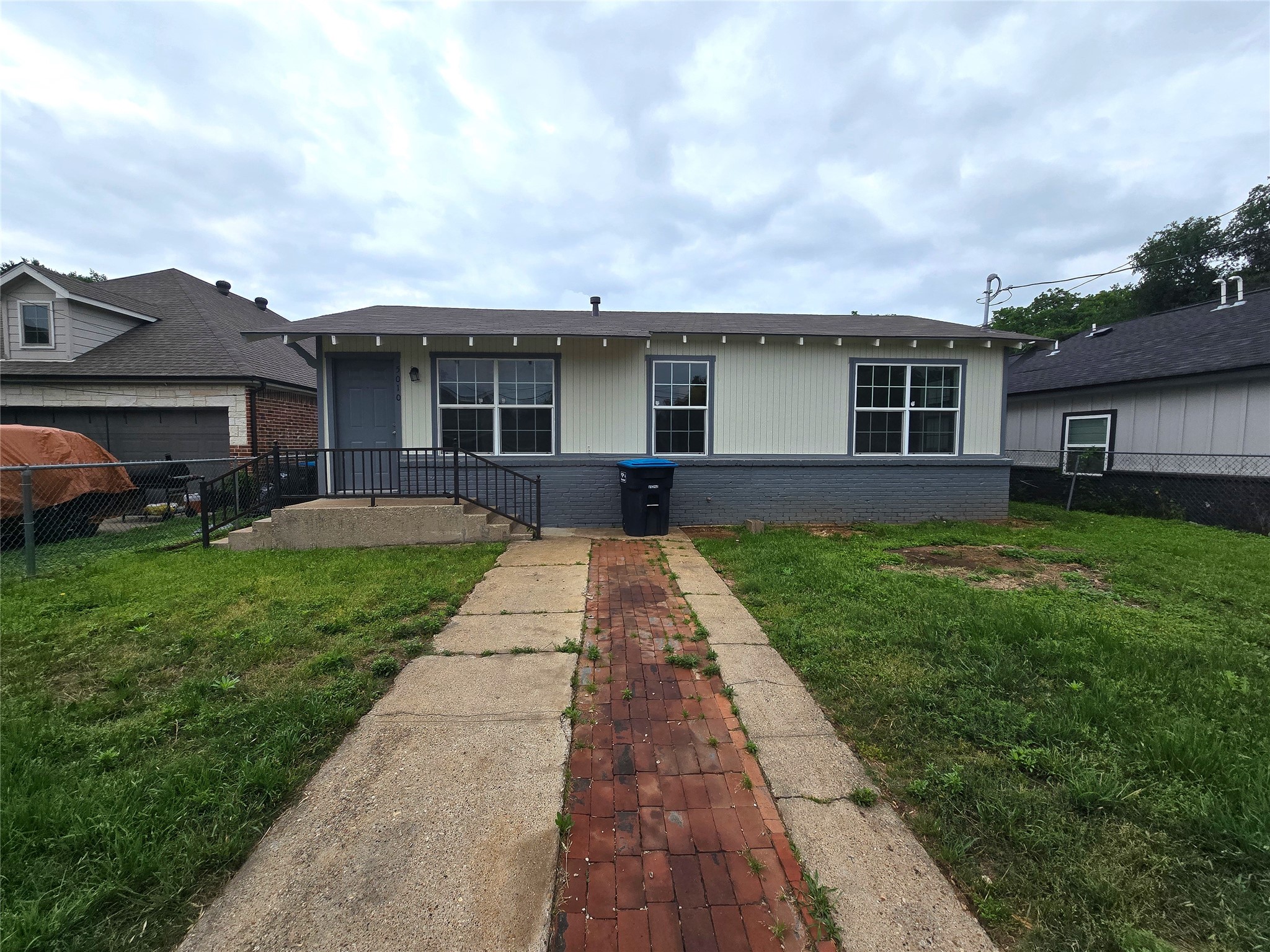 5010 Sunshine Drive Fort Worth TX 76105
