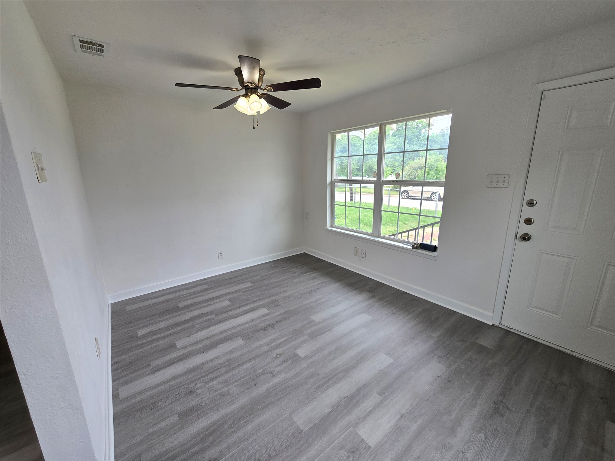 5010 Sunshine Drive Fort Worth TX 76105