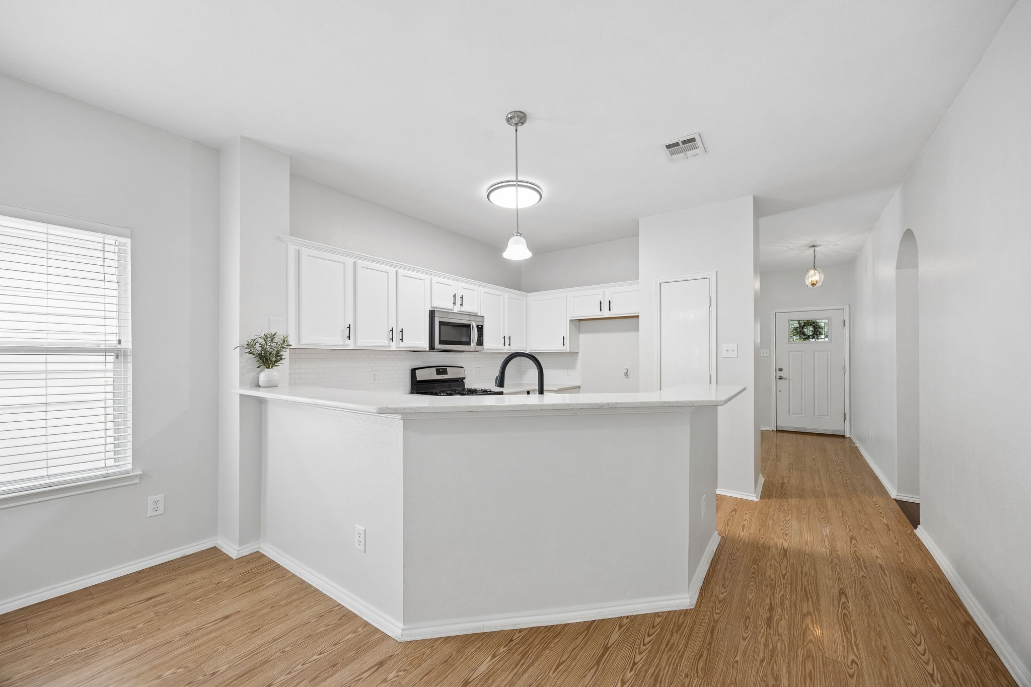 1317 Live Oak Lane Savannah TX 76227