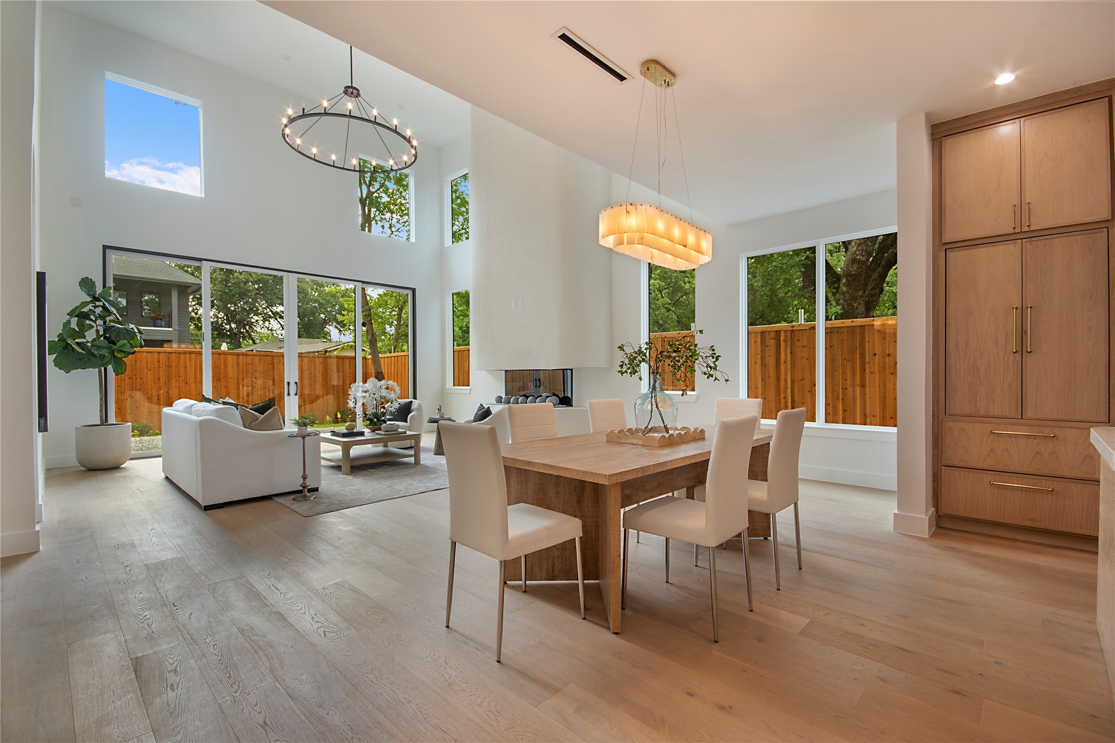 6628 Lockheed Avenue Dallas TX 75209