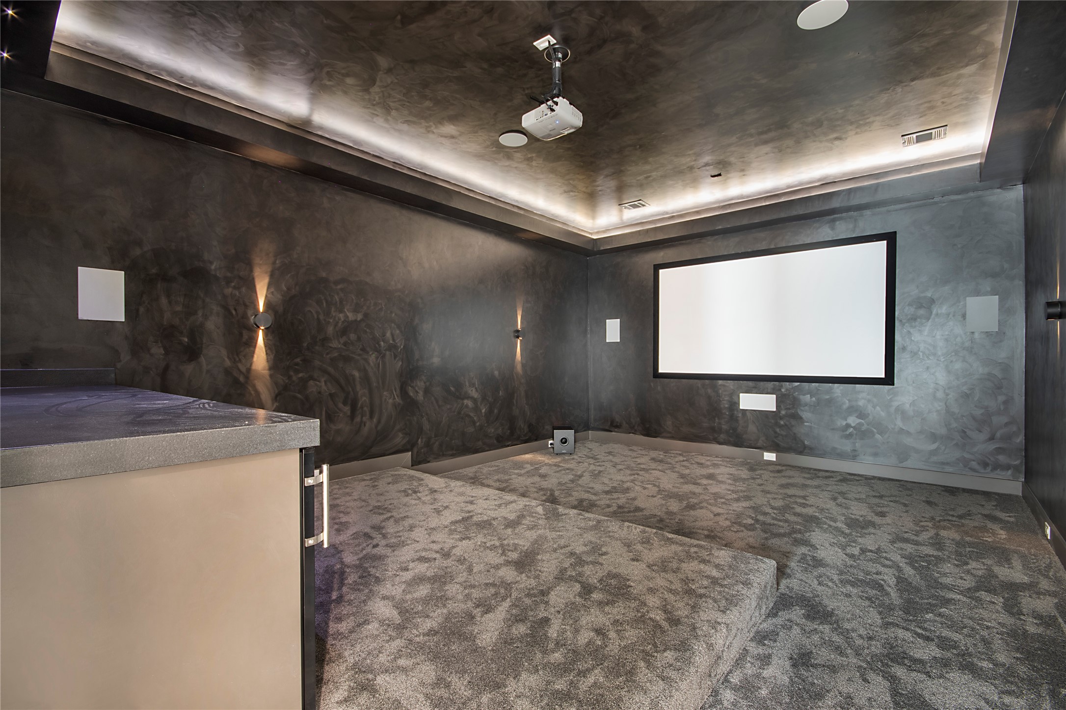 6628 Lockheed Avenue Dallas TX 75209