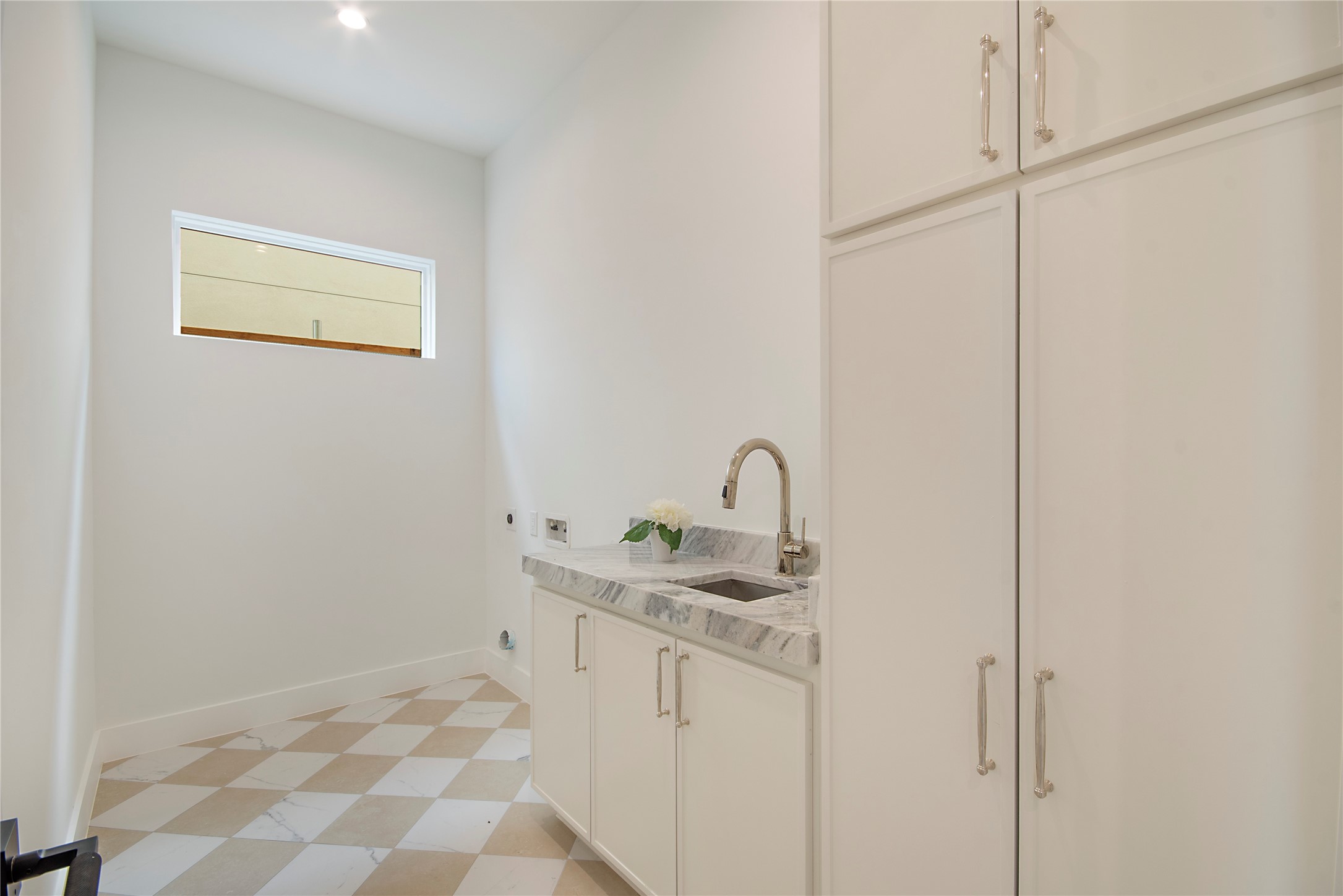 6628 Lockheed Avenue Dallas TX 75209