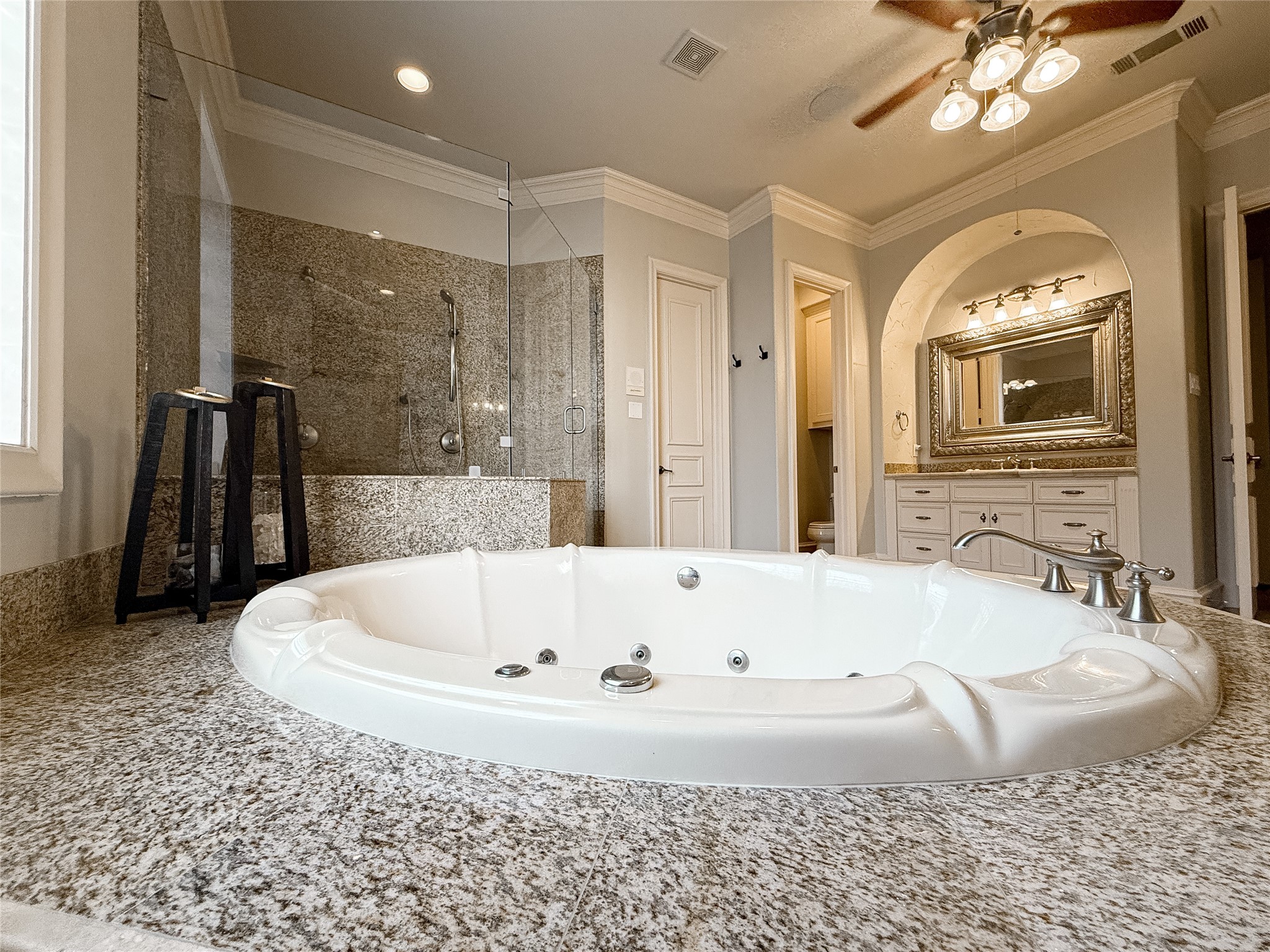 1919 Kings Pass Heath TX 75032