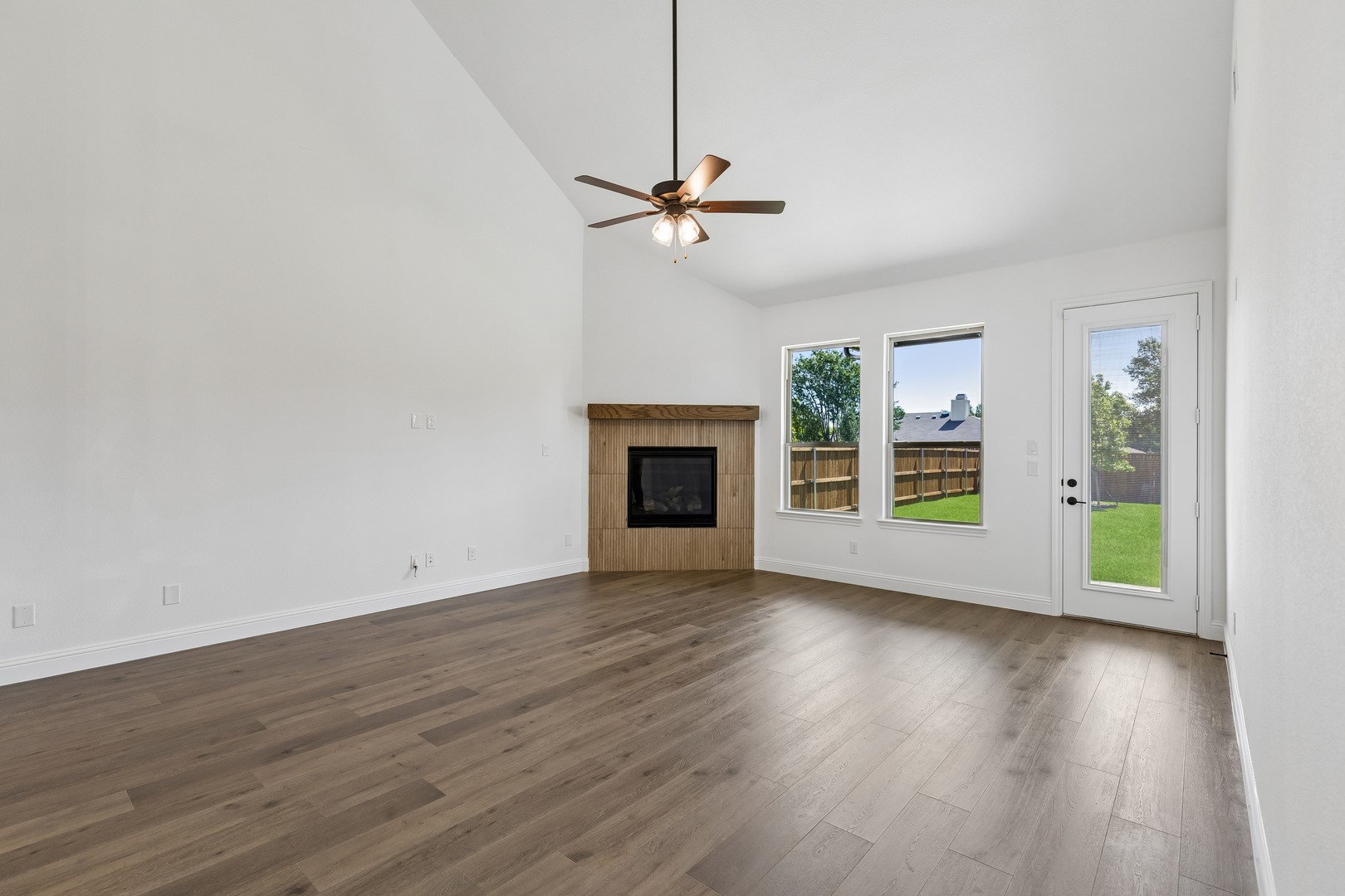5704 Glynda North Richland Hills TX 76180