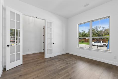 5704 Glynda North Richland Hills TX 76180