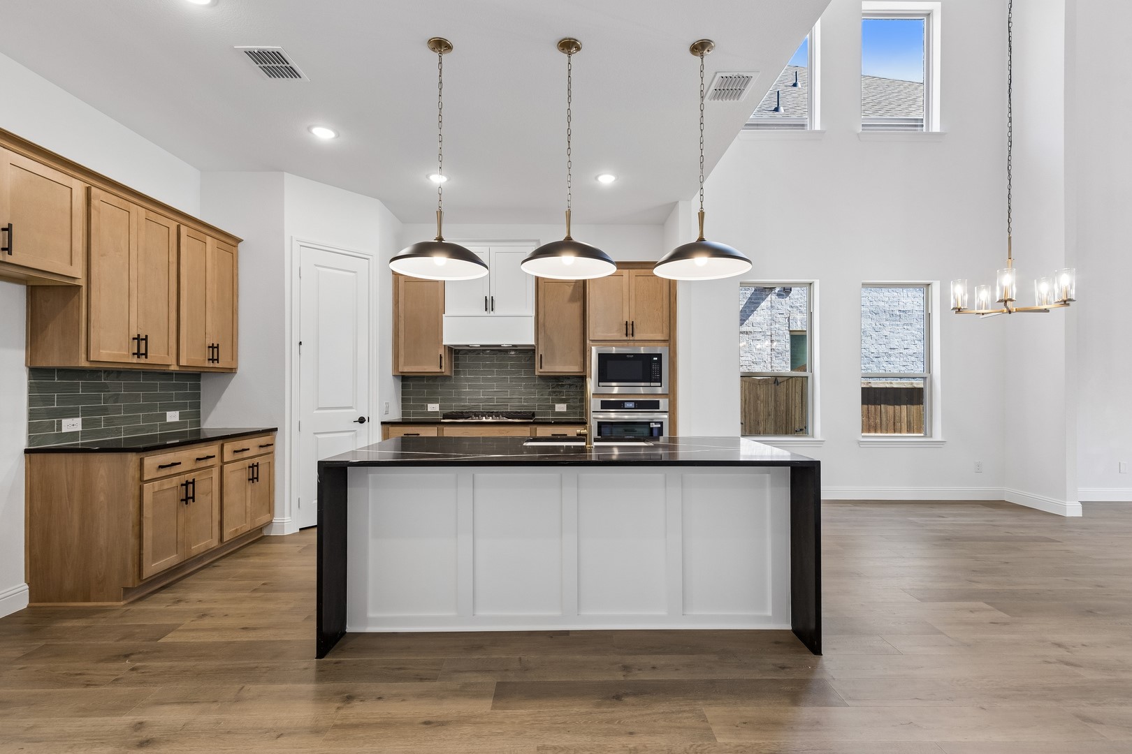 5704 Glynda North Richland Hills TX 76180