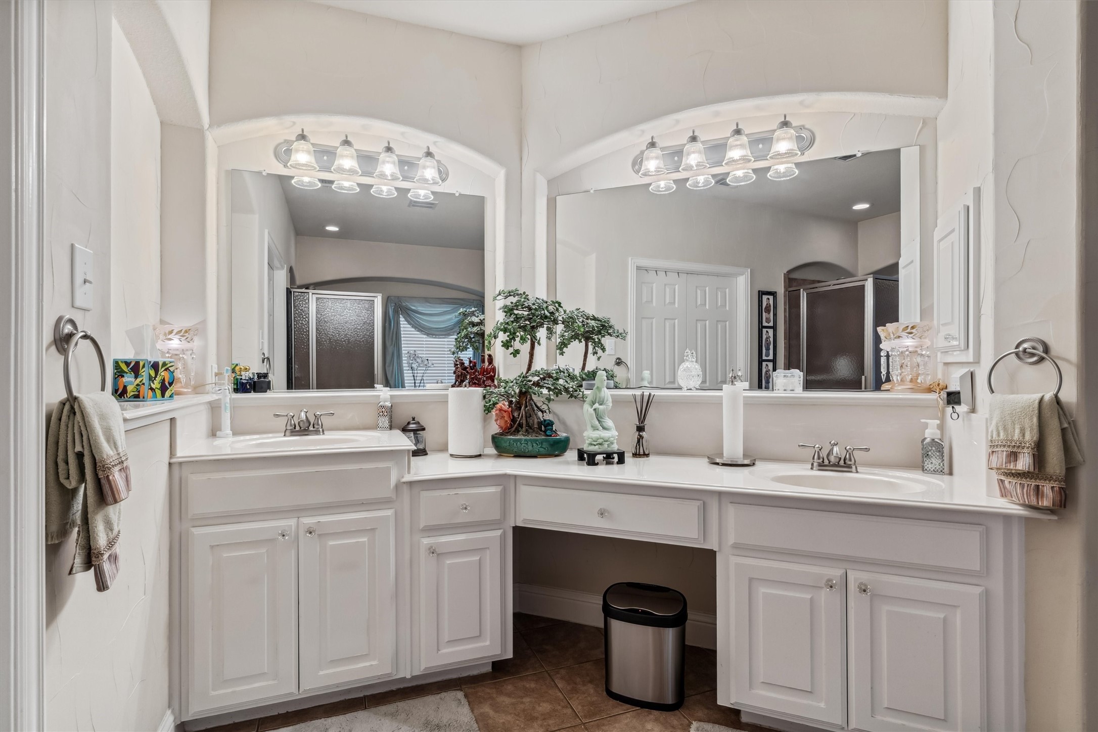 4105 Claridge Terrace Garland TX 75043