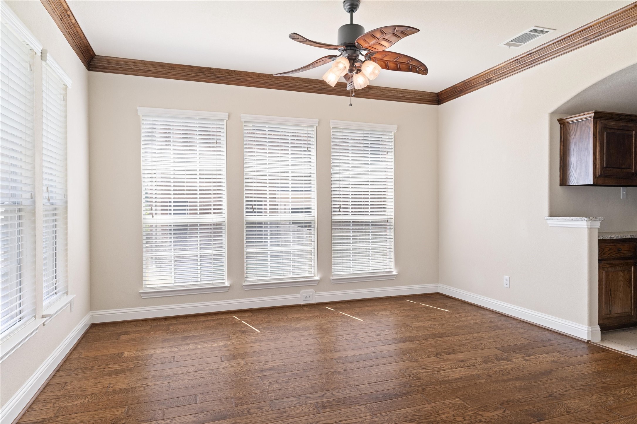 4105 Claridge Terrace Garland TX 75043