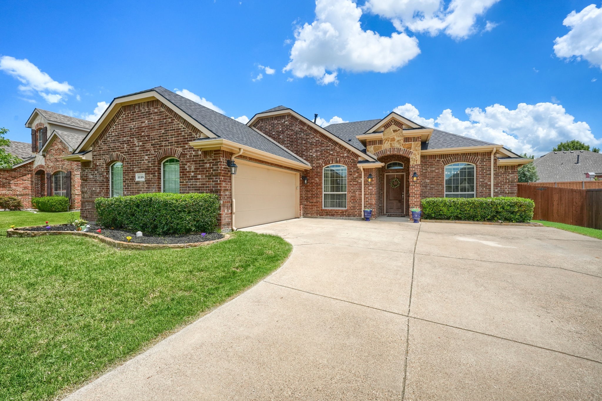 1115 Oak Ridge Road Forney TX 75126