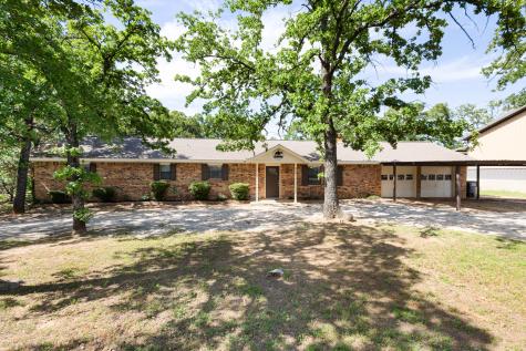 818 Country Club Road Bowie TX 76230