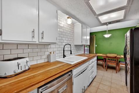 813 Glen Key Street Denison TX 75020