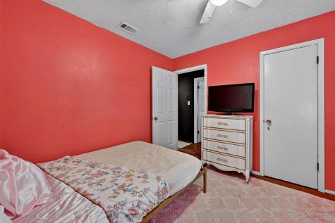 813 Glen Key Street Denison TX 75020