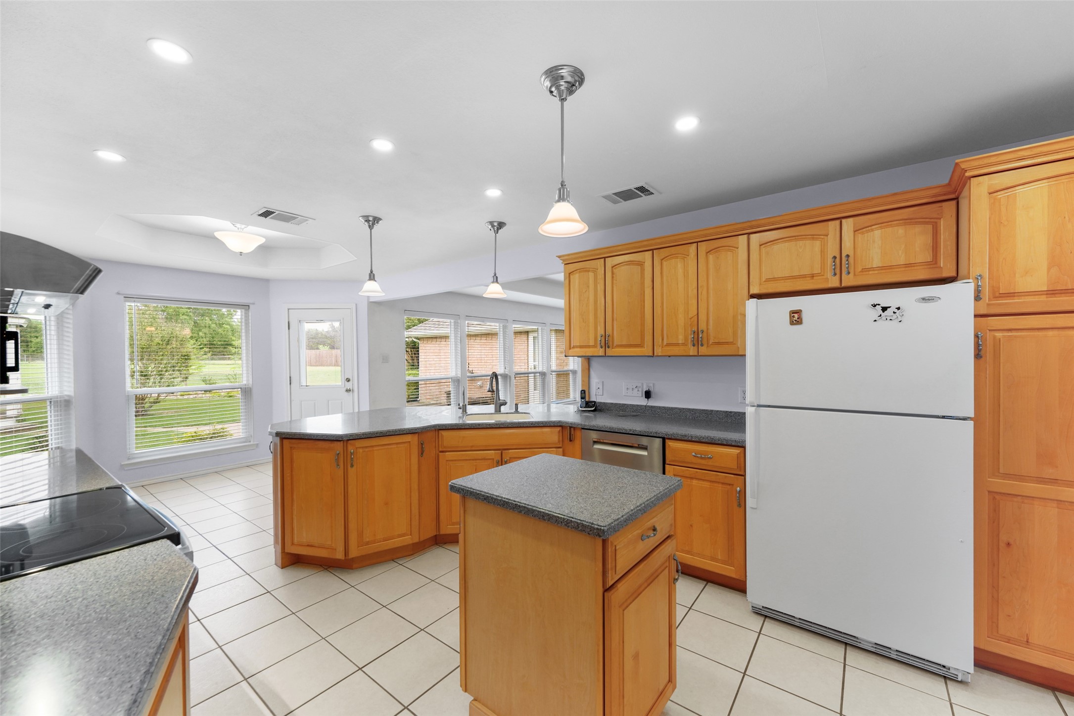 830 S Clinton Lane Midlothian TX 76065