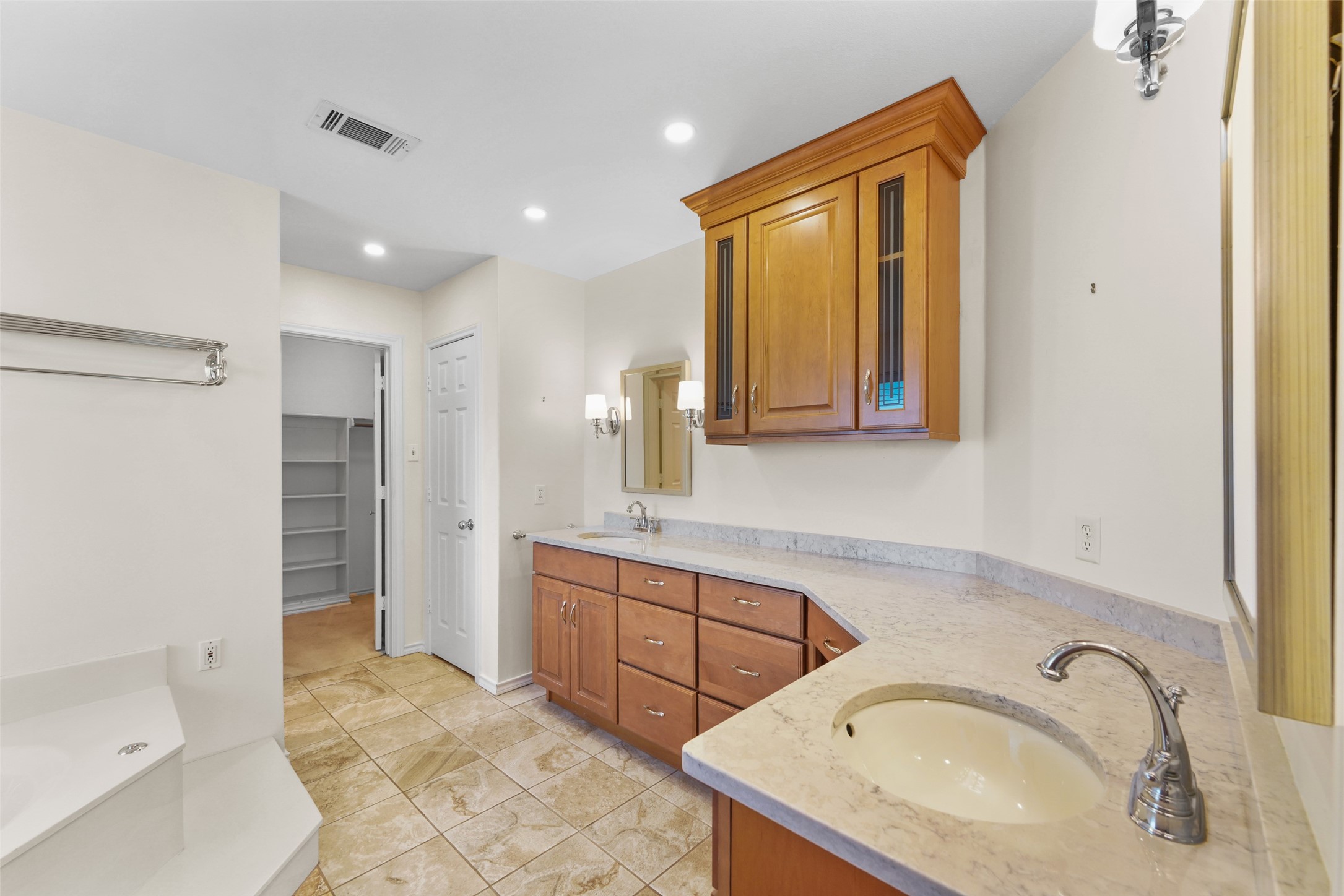 830 S Clinton Lane Midlothian TX 76065