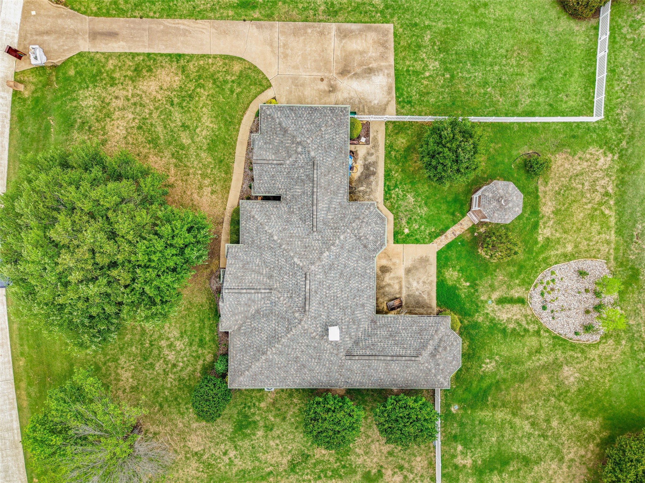 830 S Clinton Lane Midlothian TX 76065
