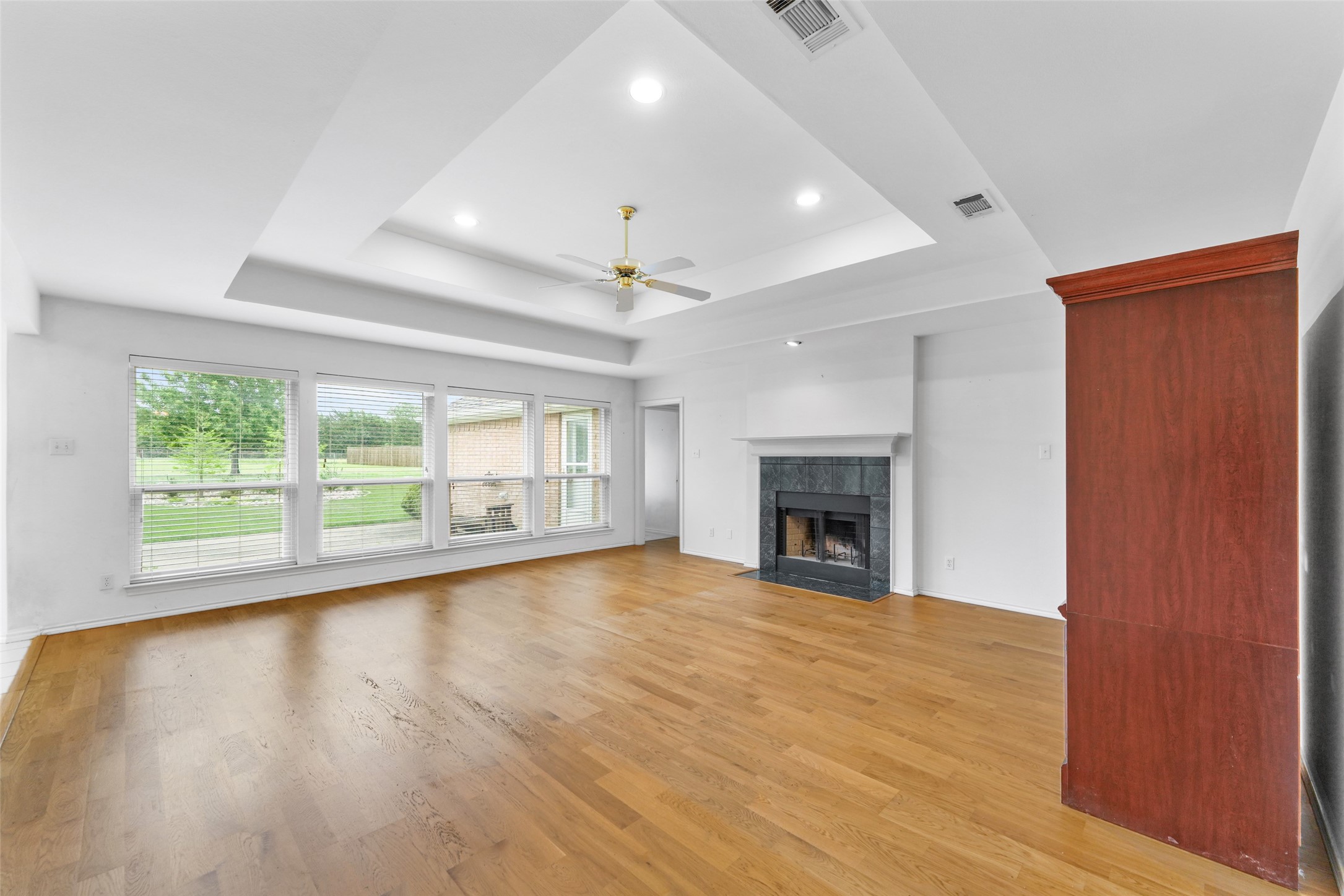 830 S Clinton Lane Midlothian TX 76065