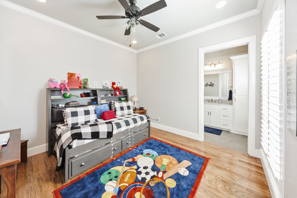 1466 County Road 1270 Alvord TX 76225