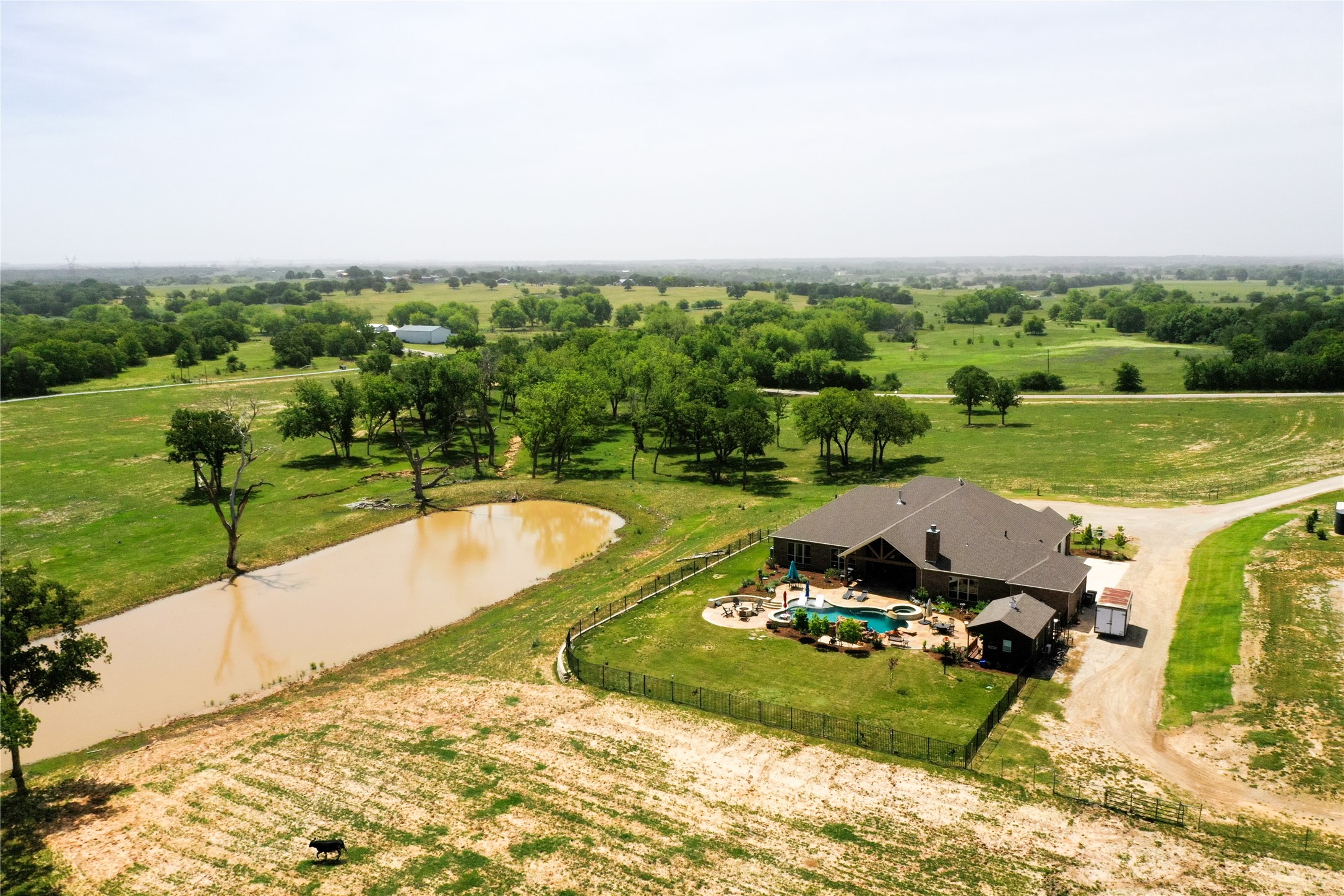 1466 County Road 1270 Alvord TX 76225