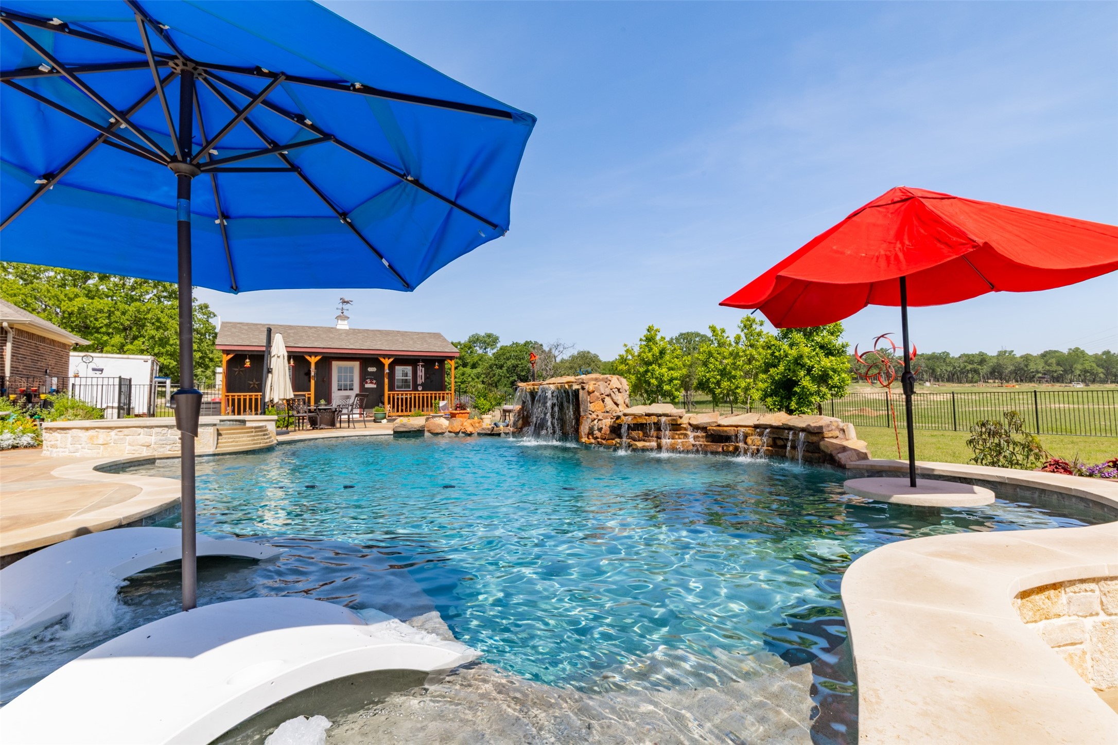 1466 County Road 1270 Alvord TX 76225