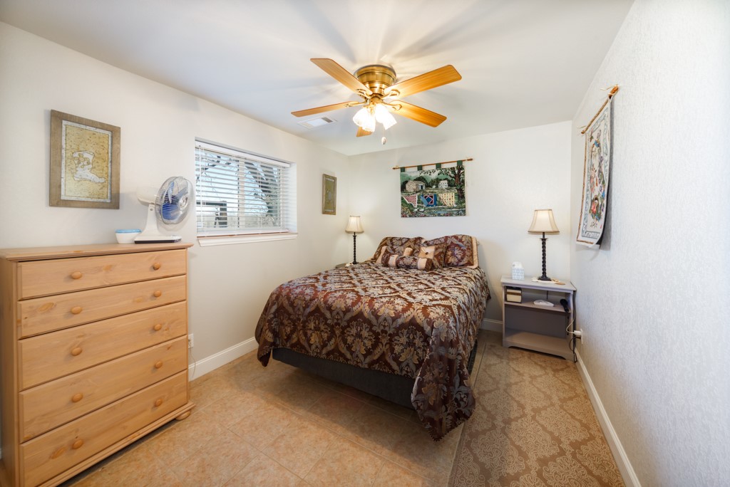 1466 County Road 1270 Alvord TX 76225