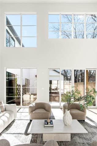 7330 Casa Loma Avenue Dallas TX 75214