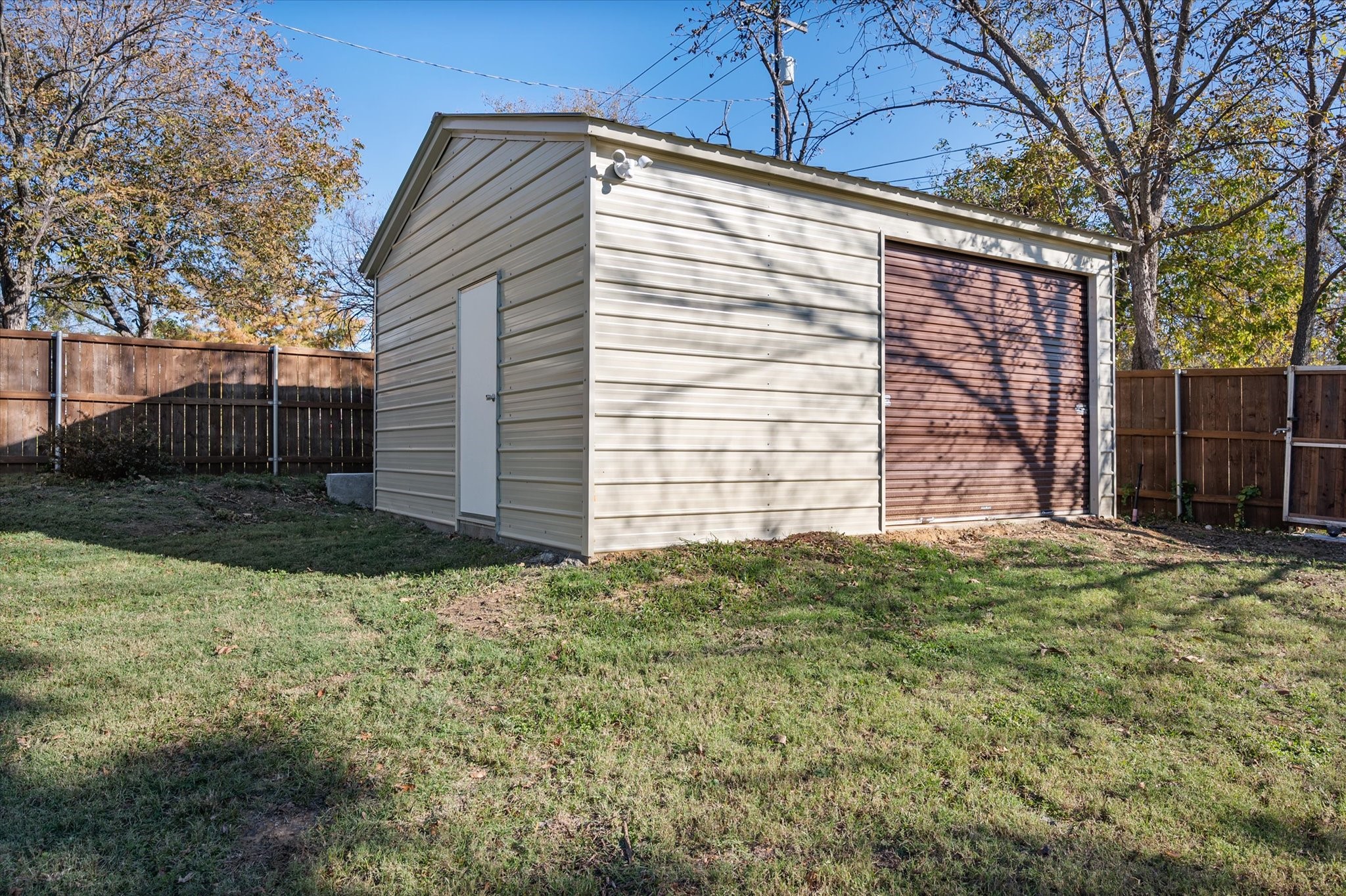 300 W College Avenue Alvarado TX 76009