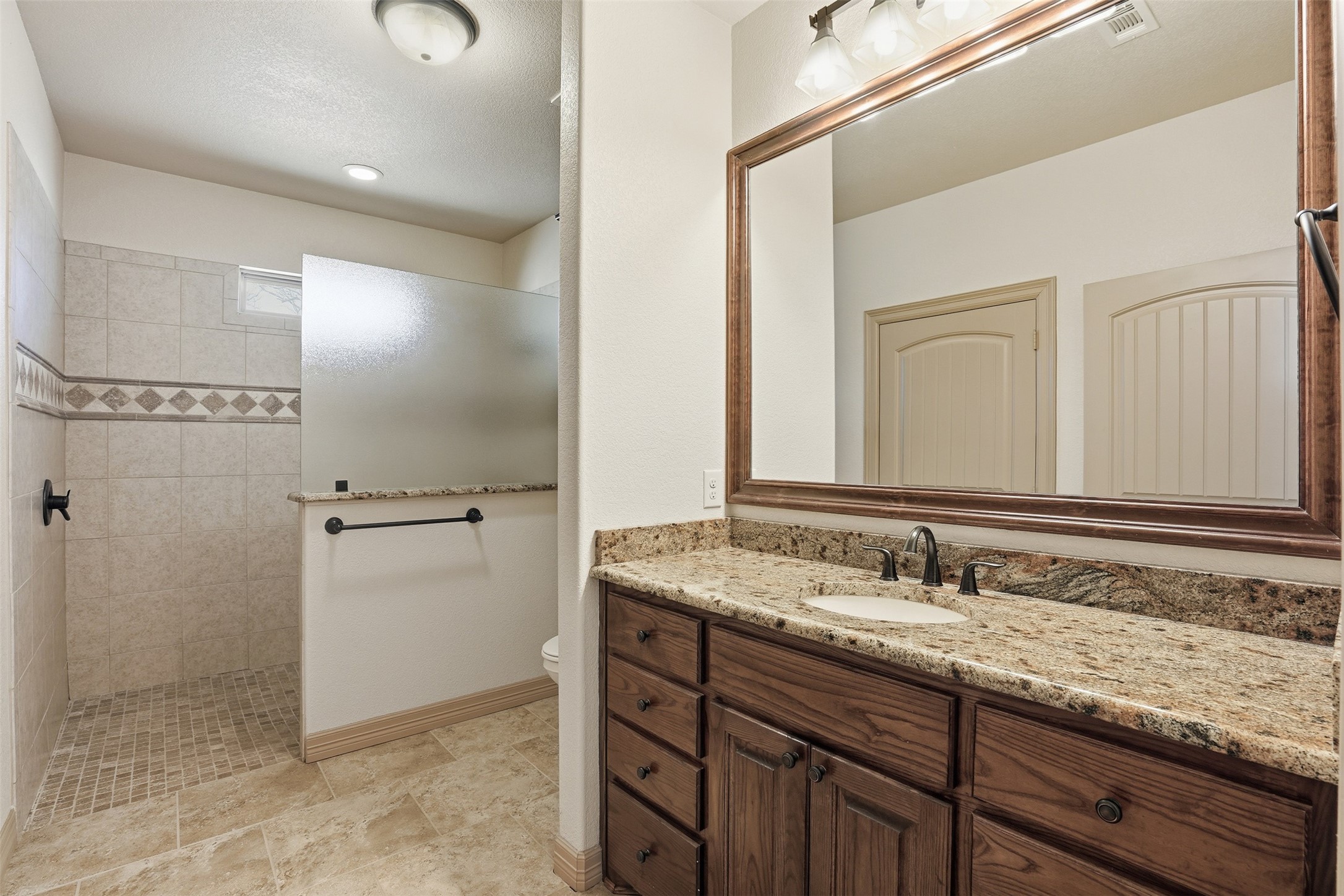 842 County Road 4371 Decatur TX 76234