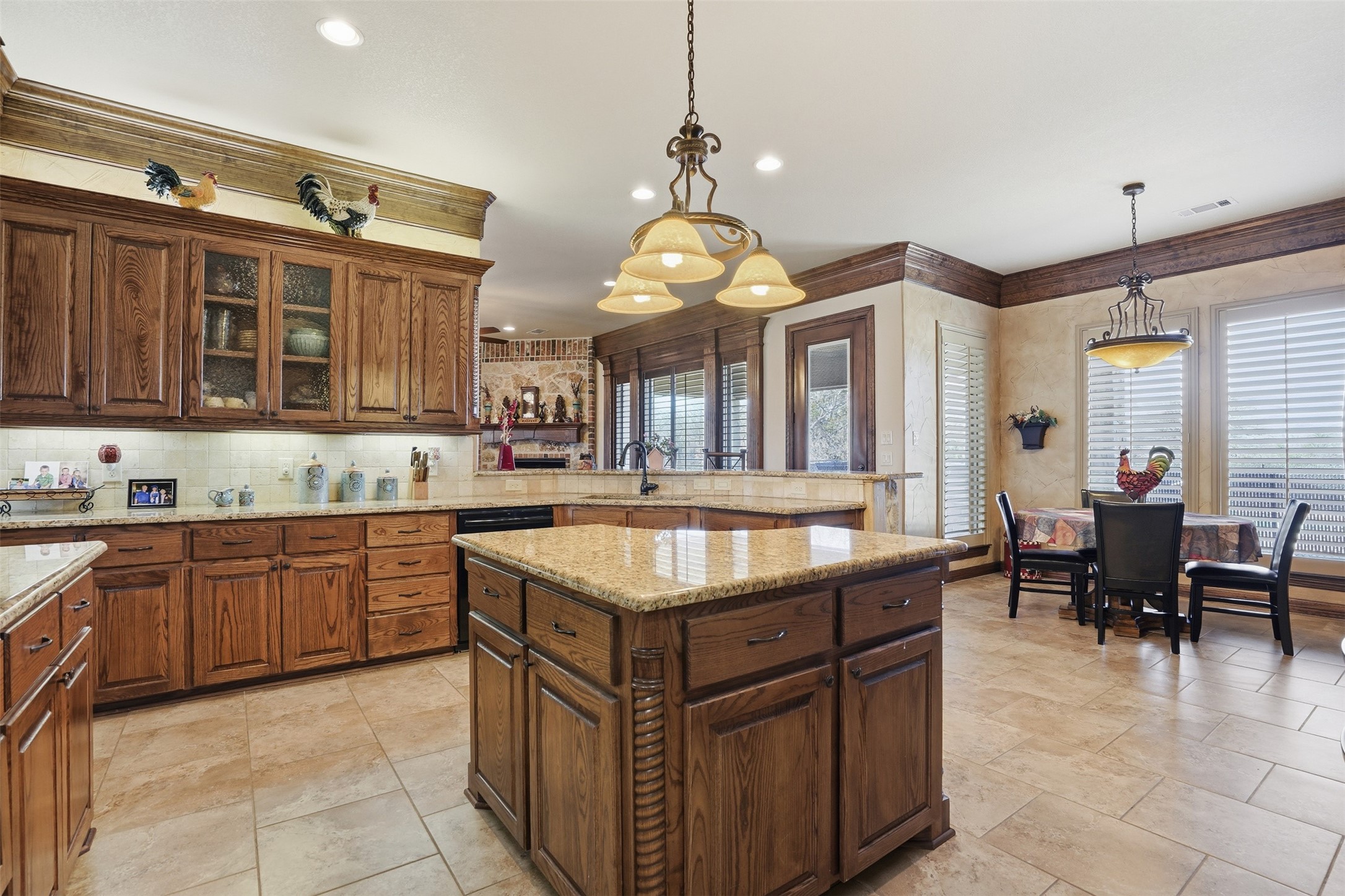 842 County Road 4371 Decatur TX 76234