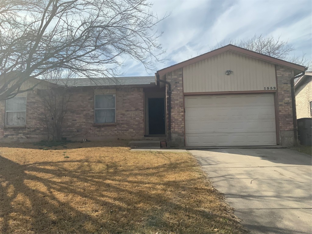 1559 Willowbrook Street Lancaster TX 75134