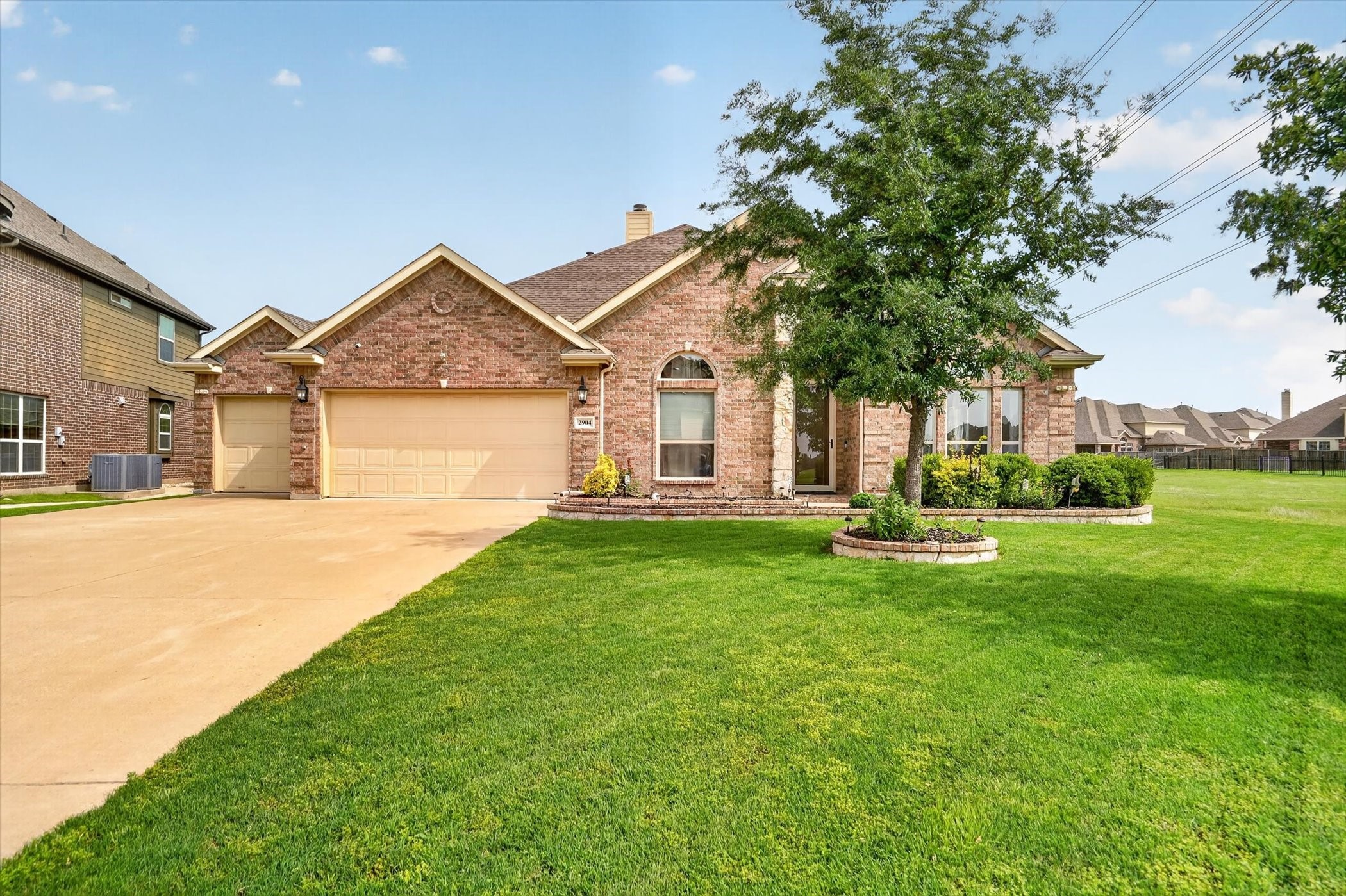 2904 Alta Grand Prairie TX 75054