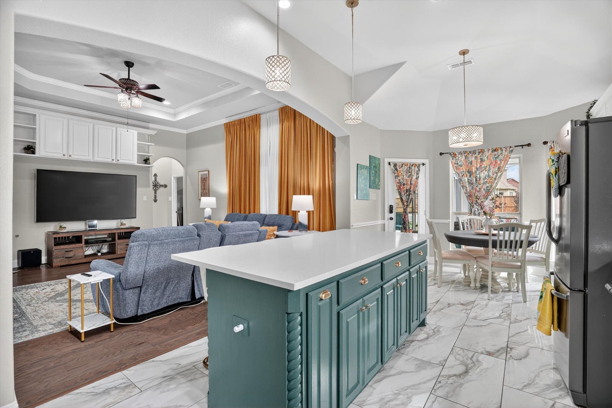 2904 Alta Grand Prairie TX 75054