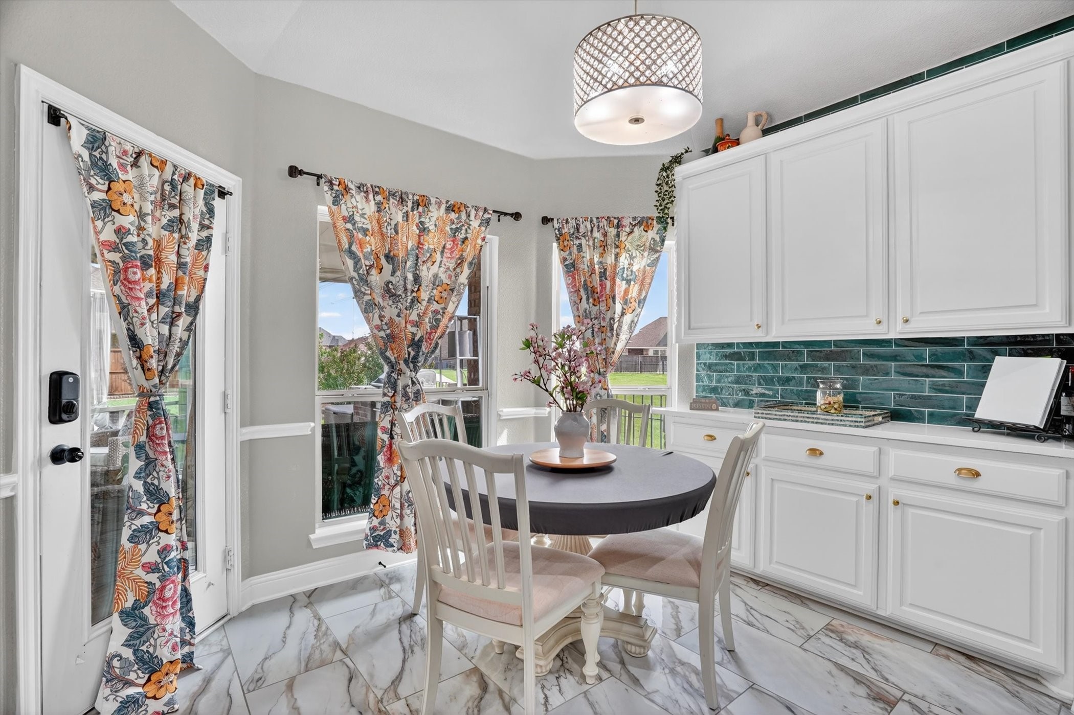 2904 Alta Grand Prairie TX 75054