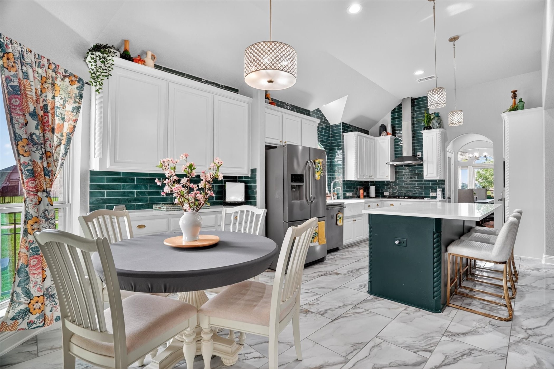 2904 Alta Grand Prairie TX 75054