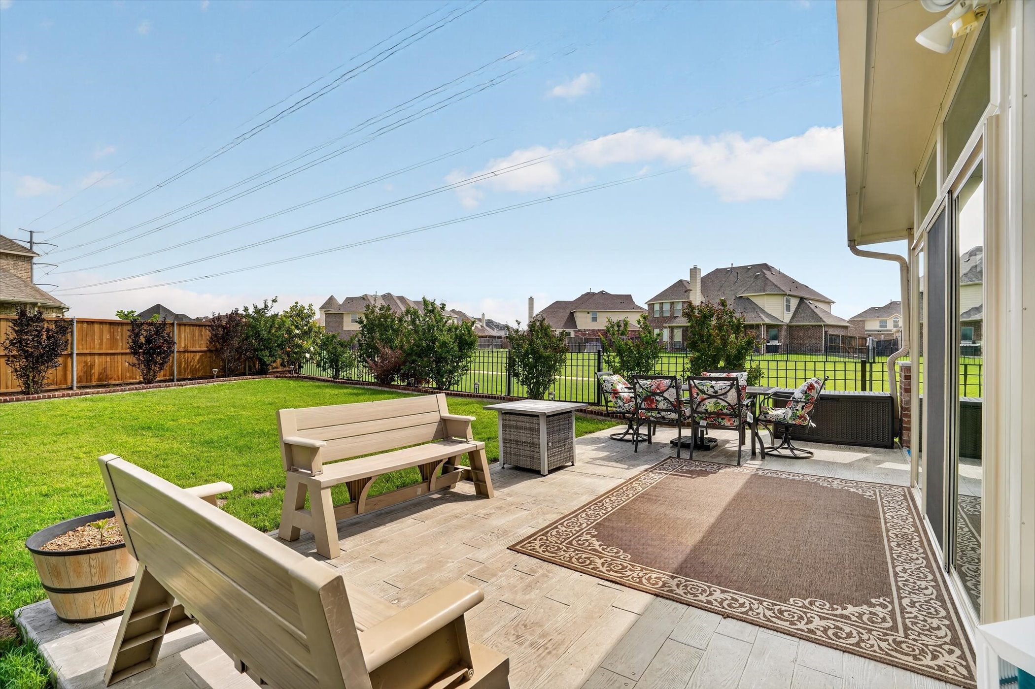2904 Alta Grand Prairie TX 75054