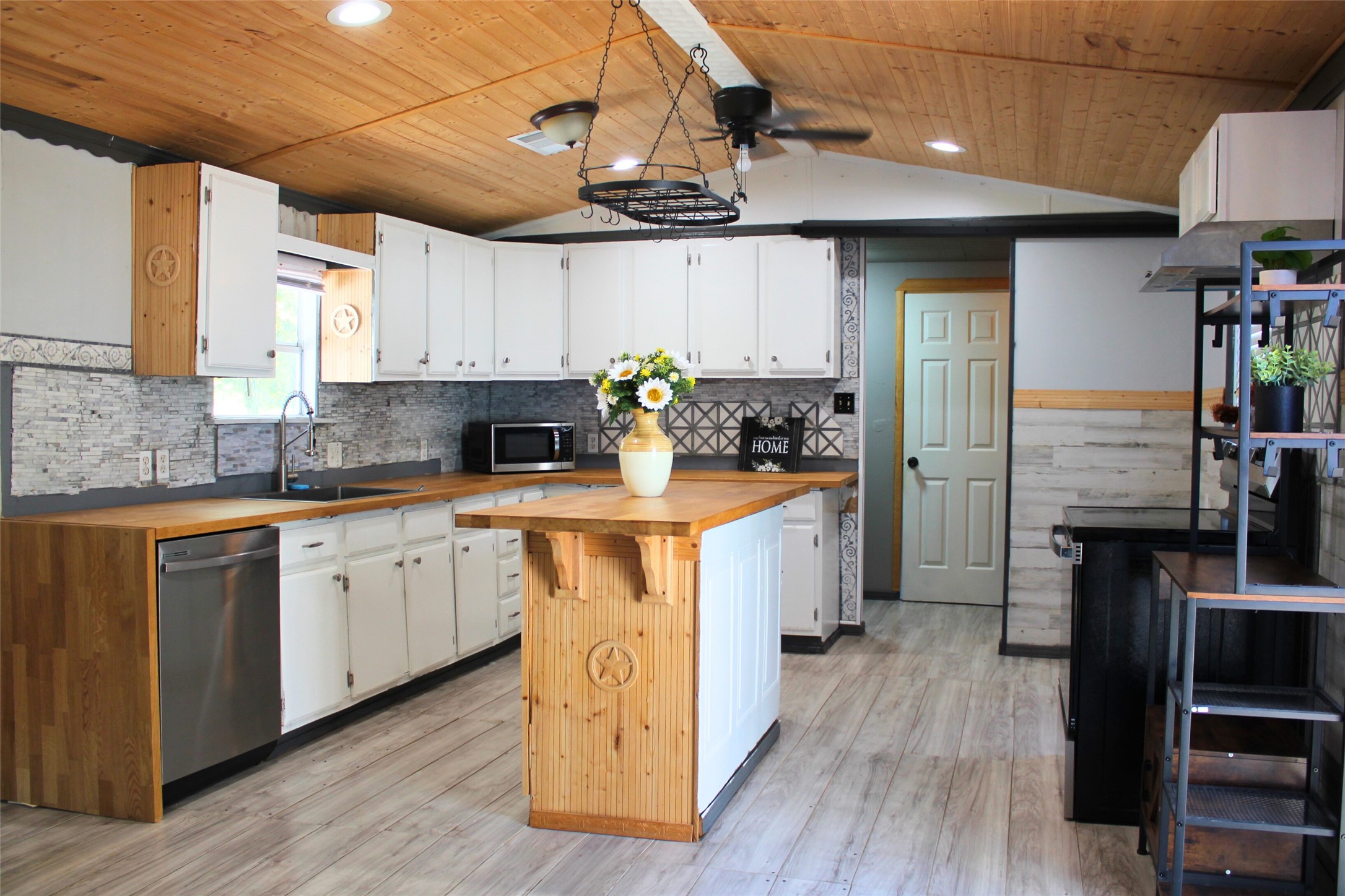 12608 Valverde Loop Terrell TX 75161