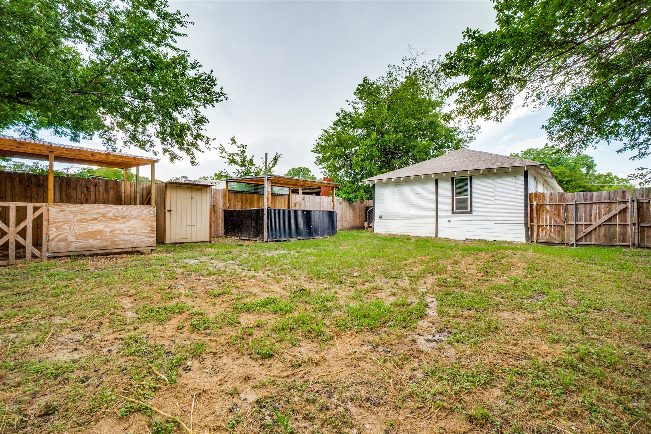 8808 Old Homestead Drive Dallas TX 75217