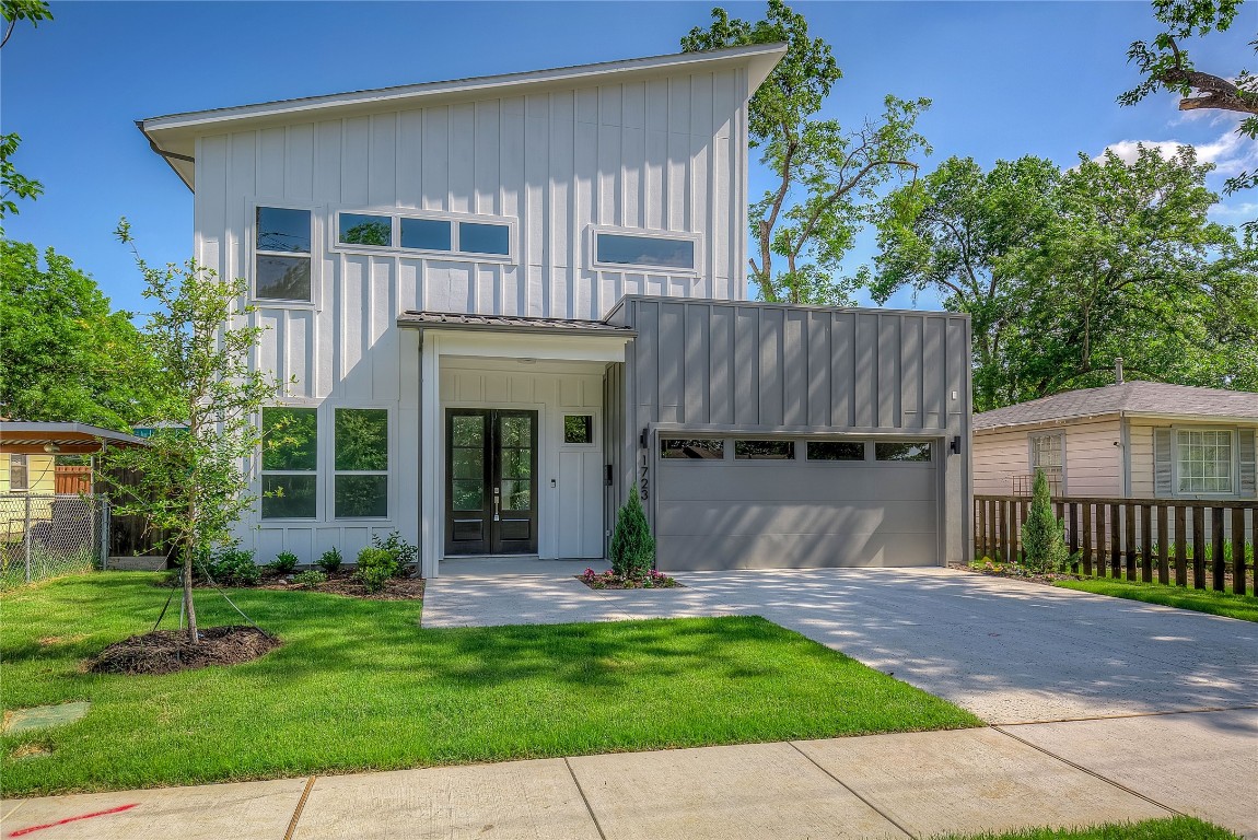 1723 Kraft Street Dallas TX 75212