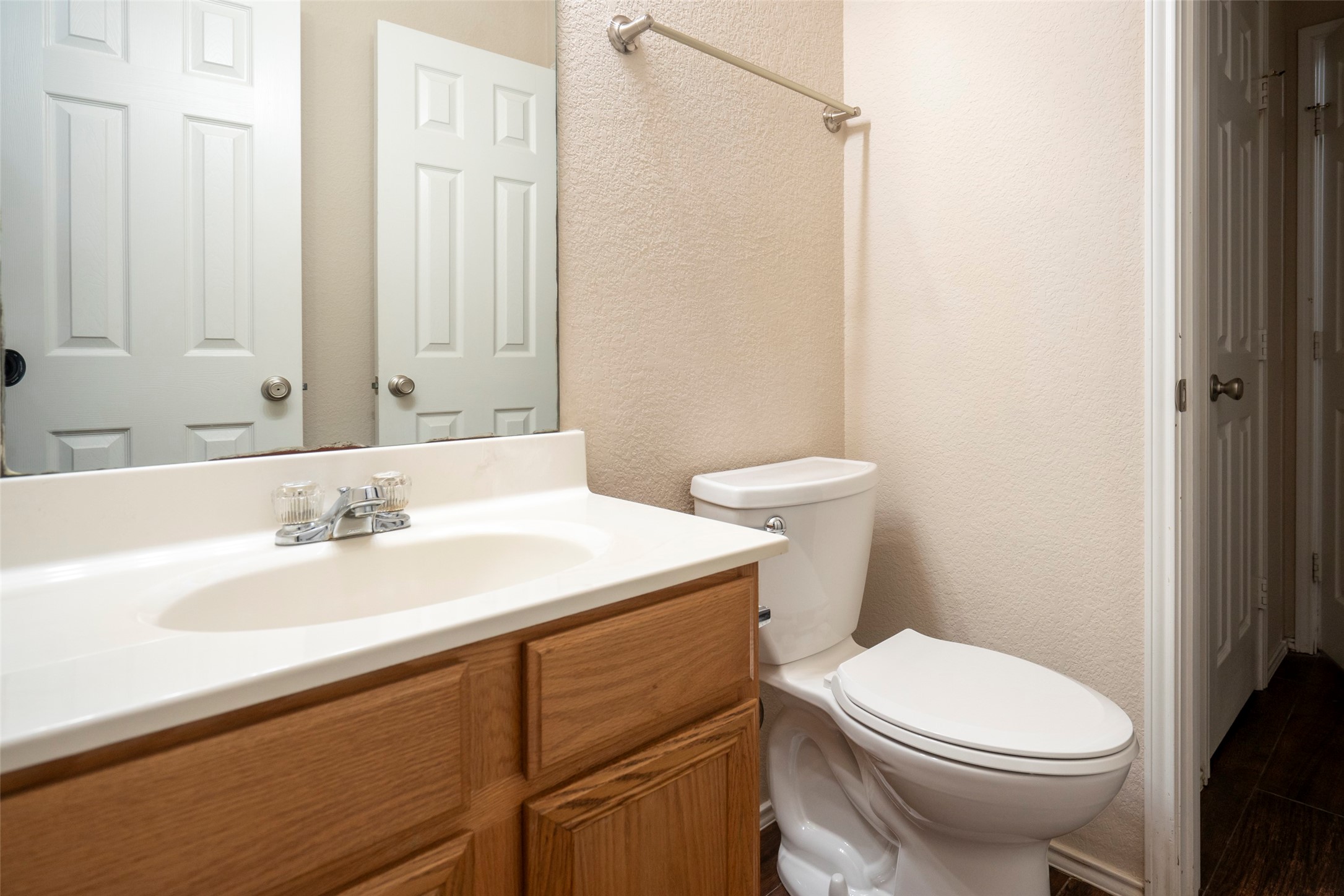 908 Chestnut Avenue Burleson TX 76028