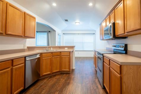908 Chestnut Avenue Burleson TX 76028