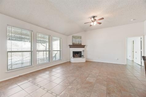 637 Manchester Drive Mansfield TX 76063