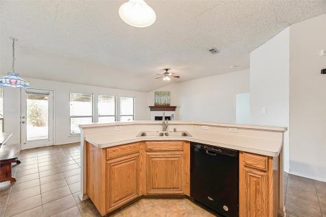 637 Manchester Drive Mansfield TX 76063