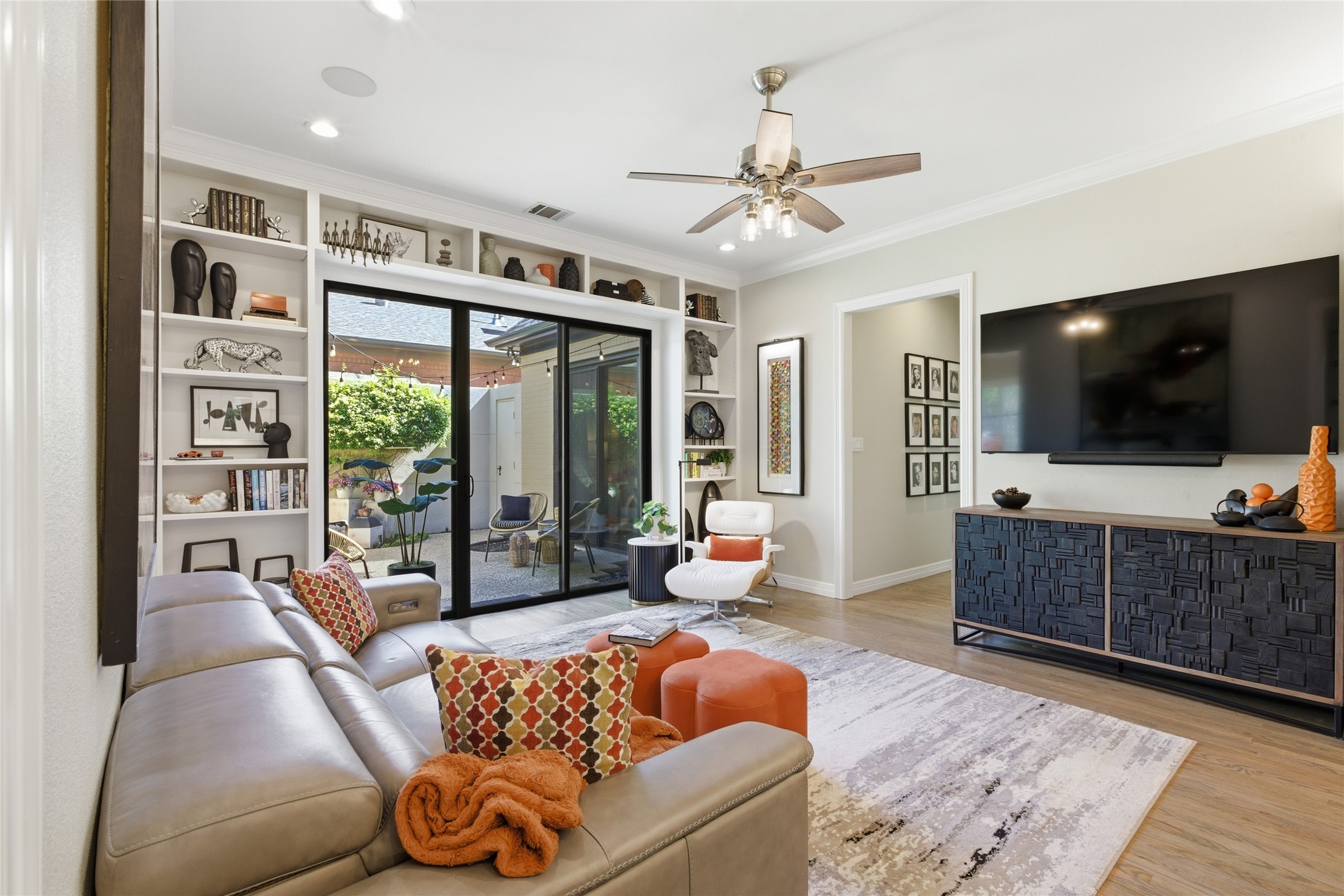 3528 N Versailles Avenue Dallas TX 75209