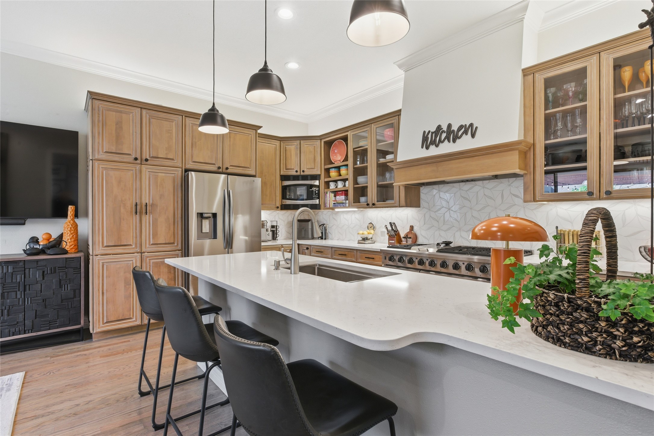 3528 N Versailles Avenue Dallas TX 75209