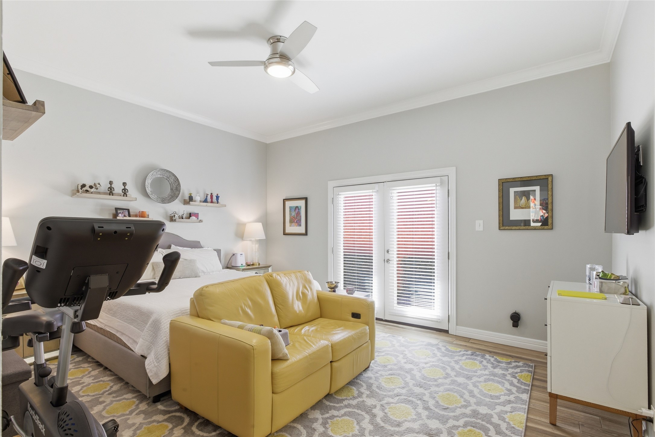 3528 N Versailles Avenue Dallas TX 75209