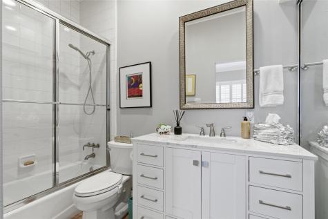 3528 N Versailles Avenue Dallas TX 75209
