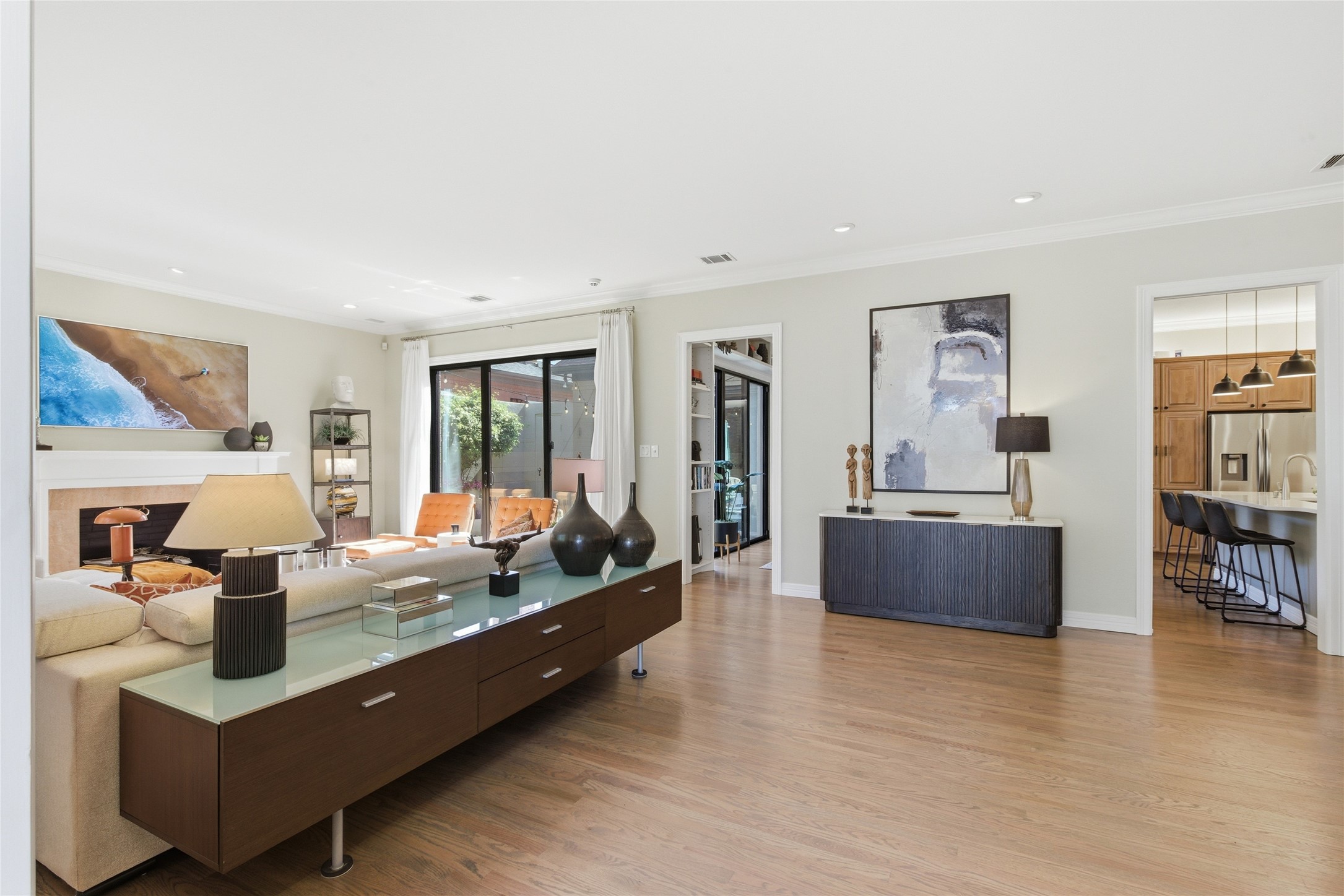3528 N Versailles Avenue Dallas TX 75209