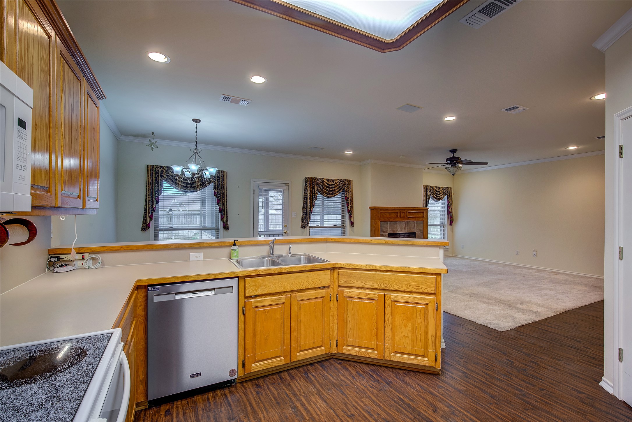 6911 Gold Street Greenville TX 75402
