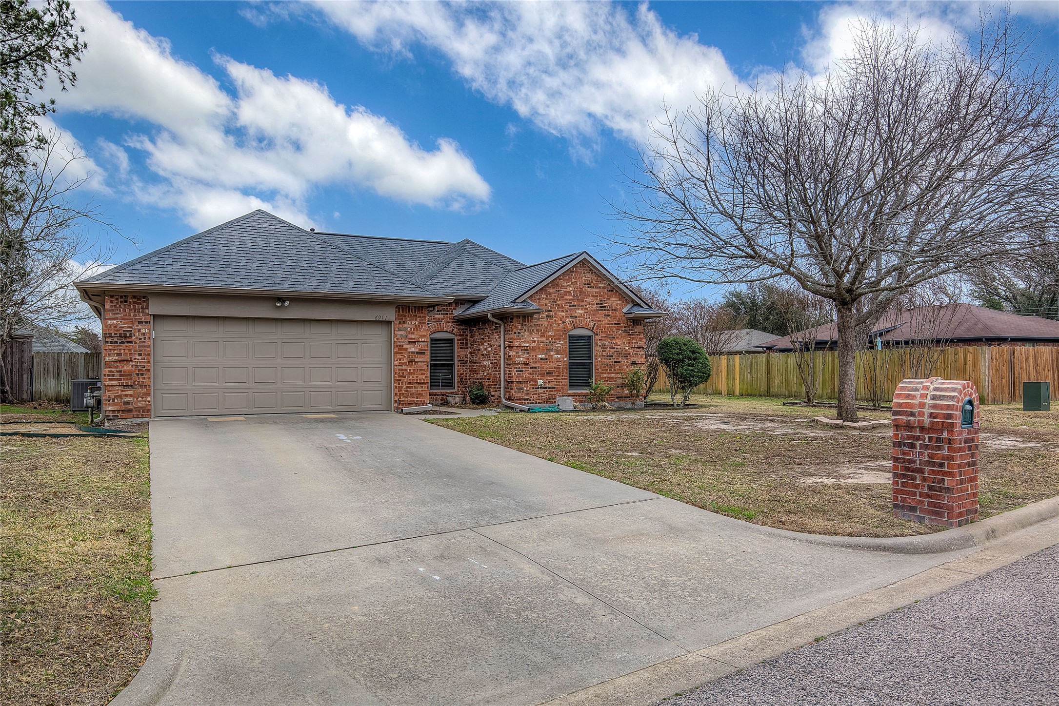 6911 Gold Street Greenville TX 75402
